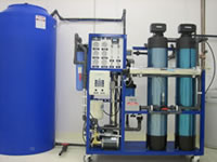 Reverse osmosis (RO) water purification system for commercial use